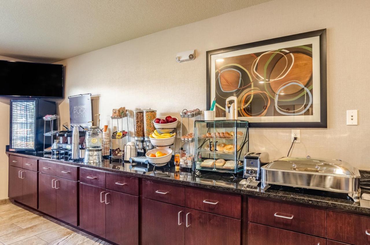 Cobblestone Inn & Suites - Bridgeport エクステリア 写真